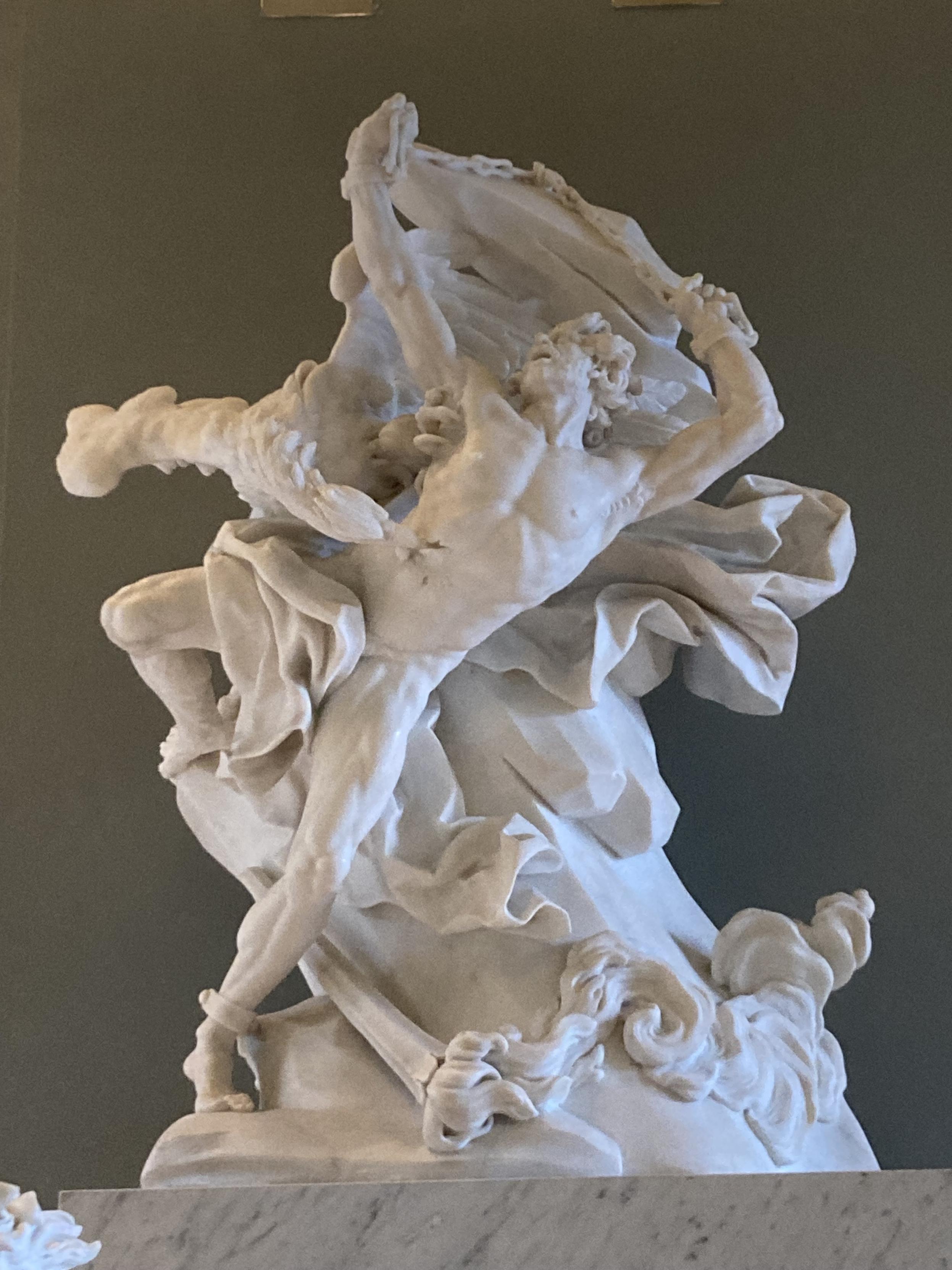 Sculpture de Prométhée en train de se faire dévorer le foie